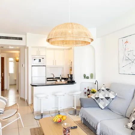 Fabulous Sea View Apartment *